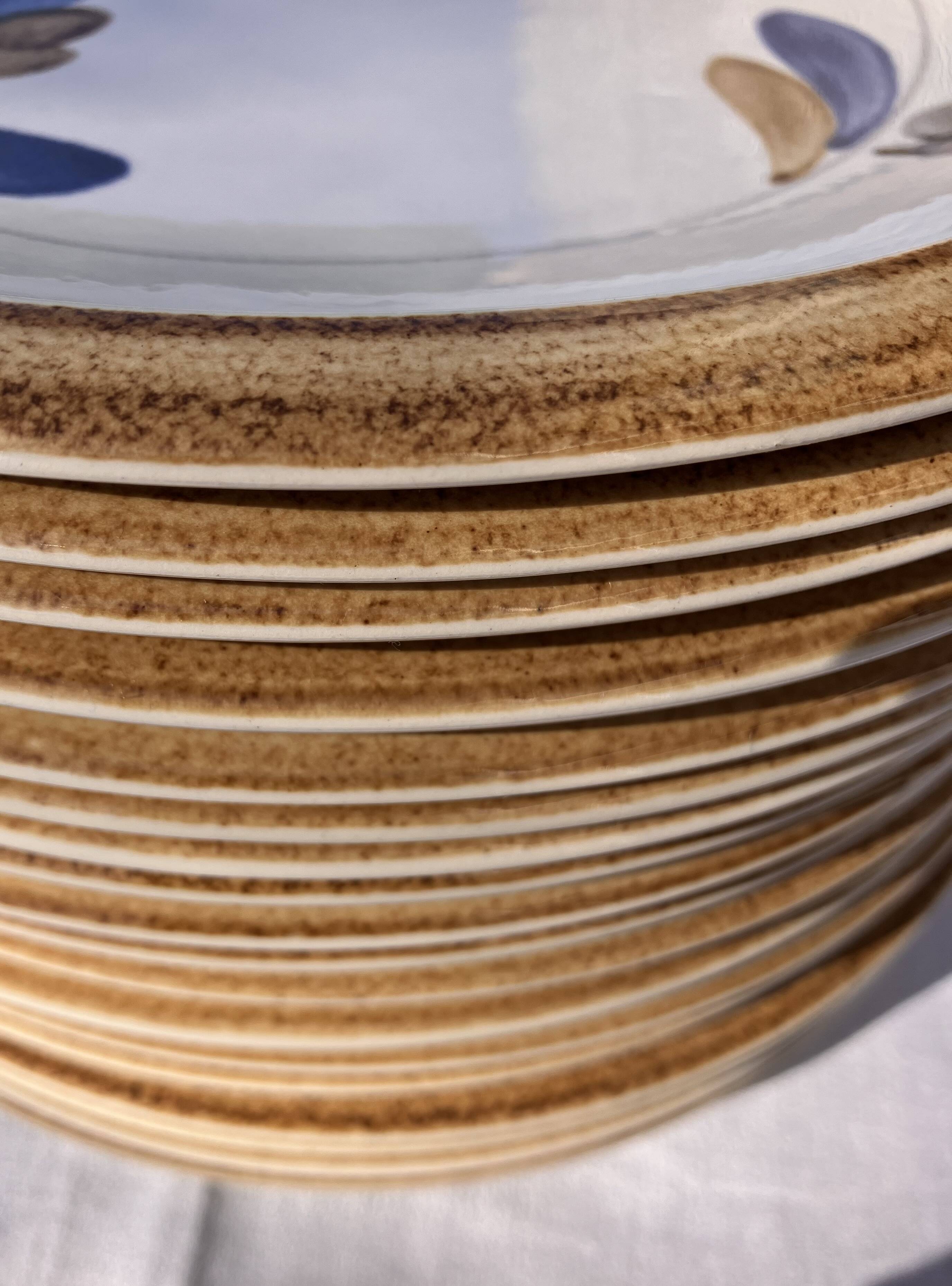 Service of flat plates Boch Keramis La Louvière Belgium for 19 settings.