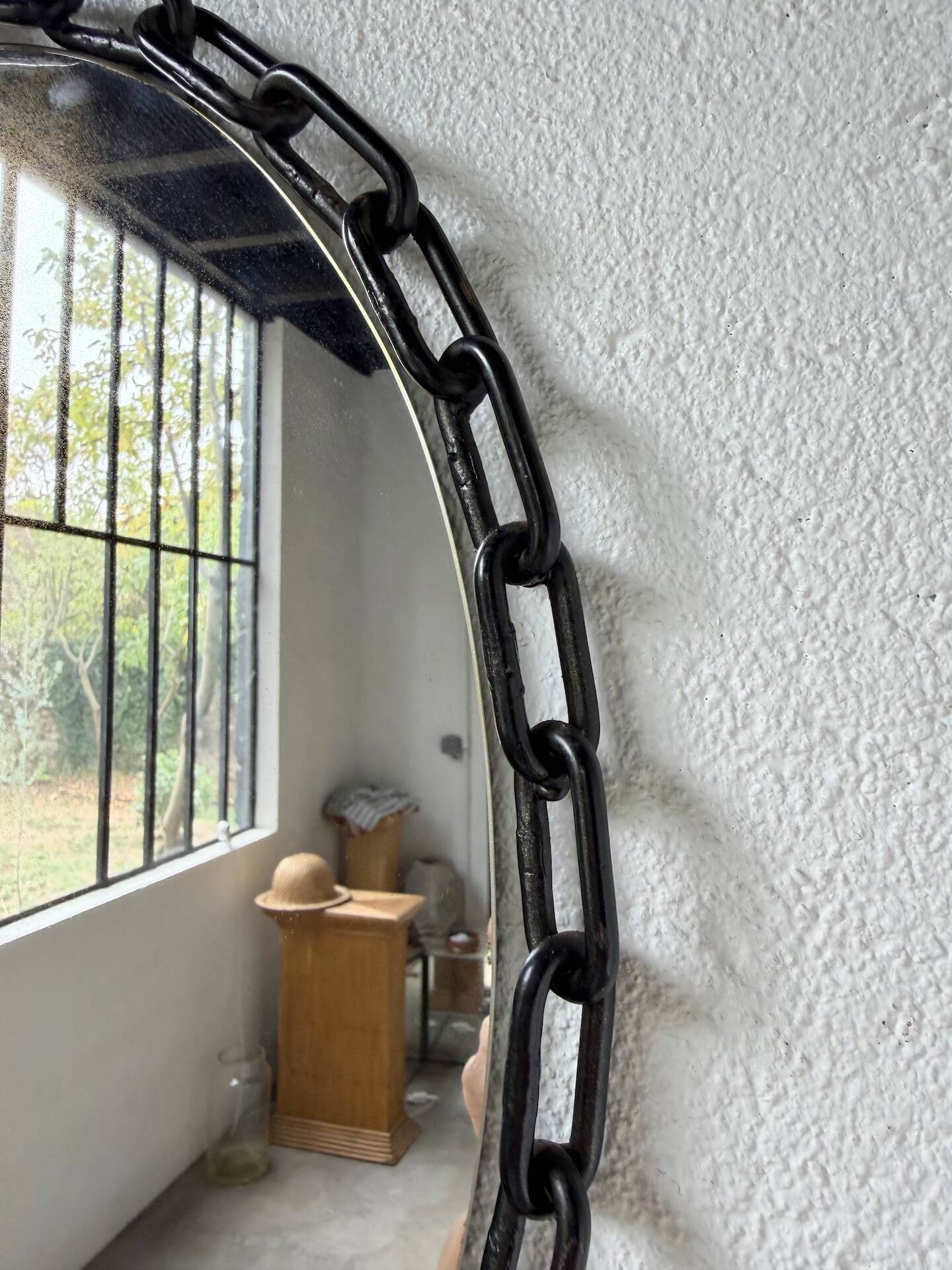 Miroir brutaliste ovale « chaine » 1950