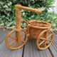 Cache pot en rotin et bambou tricycle vélo années 60 70