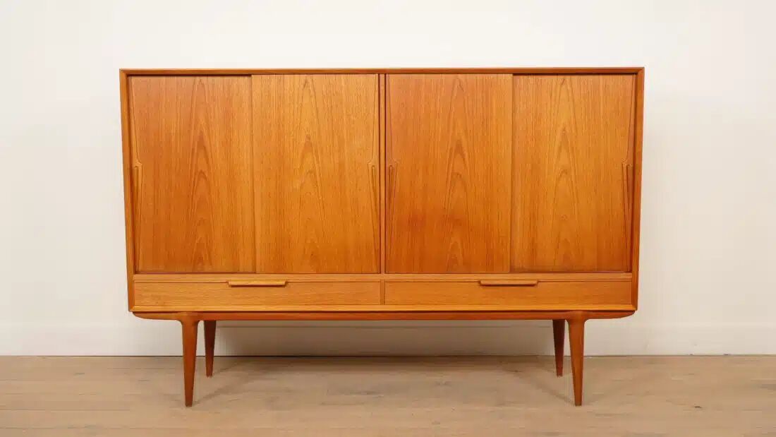 Vintage cabinet | Danish design | sliding doors | Gunni Omann | 180 cm