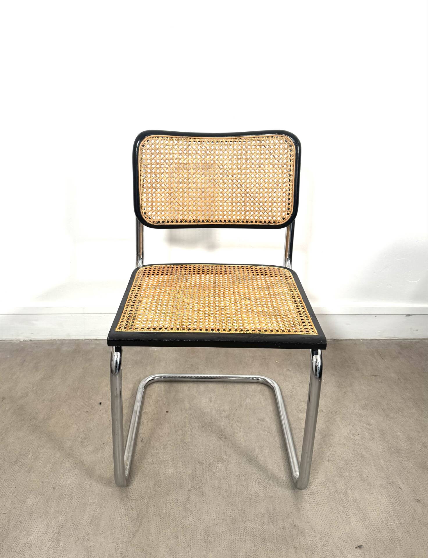 Marcel Breuer B32 Cesca chair made in Italy