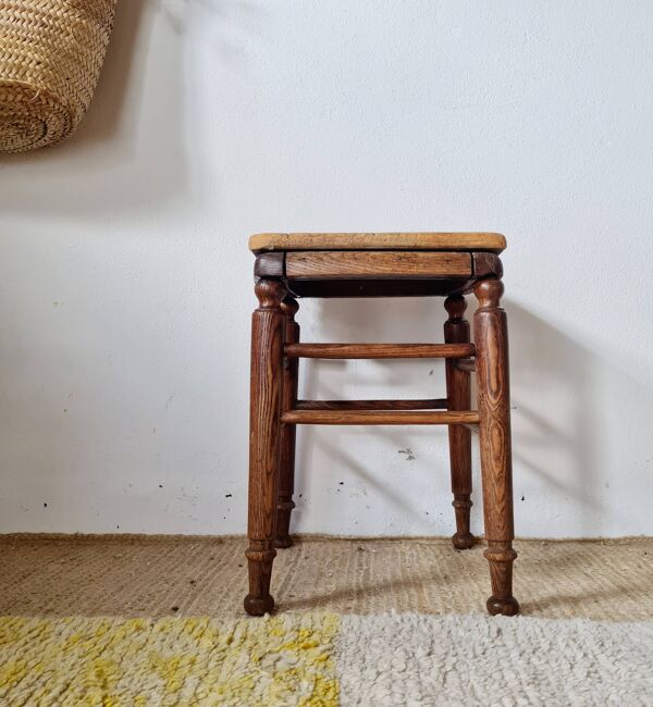 Tabouret ancien en bois - sellette ancienne