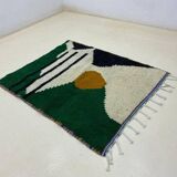Traditional handmade beni ouarin rug size 150 x 250 cm
