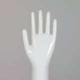 Paire de présentoirs à bijoux vintage authentiques en porcelaine industrielle représentant des mains