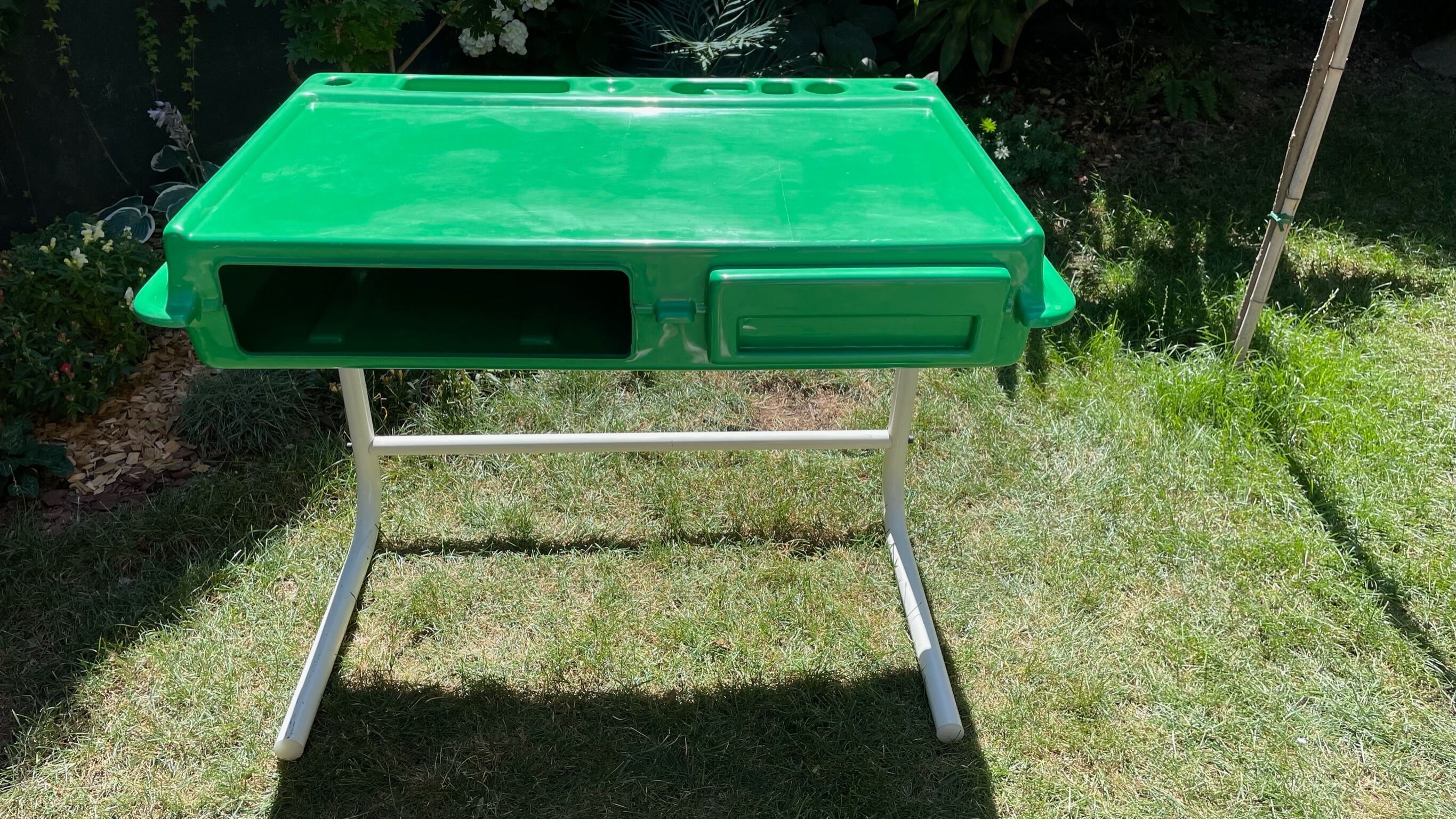 Vintage children's desk 70s green plastic
