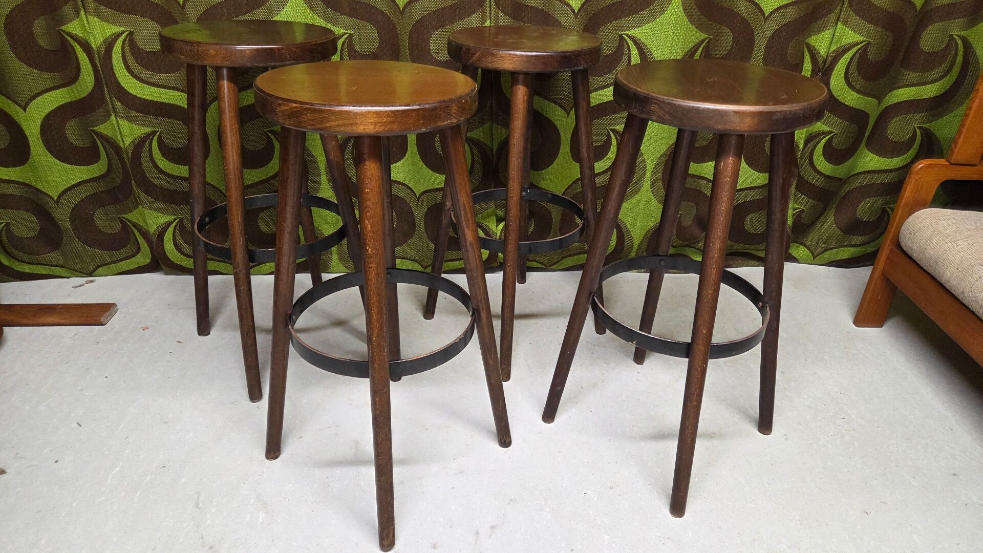 Lot de 4 tabourets de bar vintage  Années 1970
