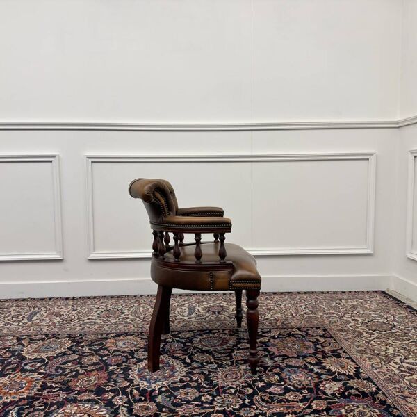 Ensemble de chaises Chesterfield Springvale classiques anglaises