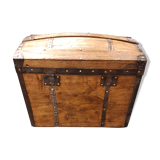 Malle bombée en bois restaurée