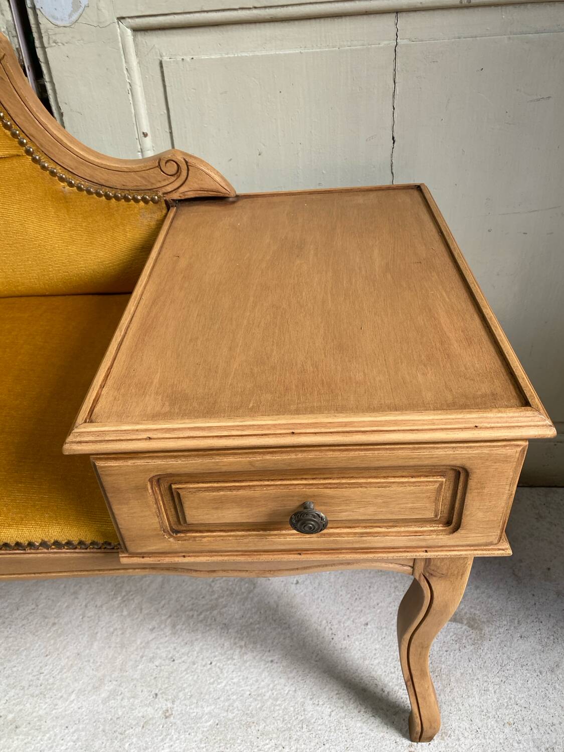 Restored vintage bench – “chat” furniture with integrated drawer