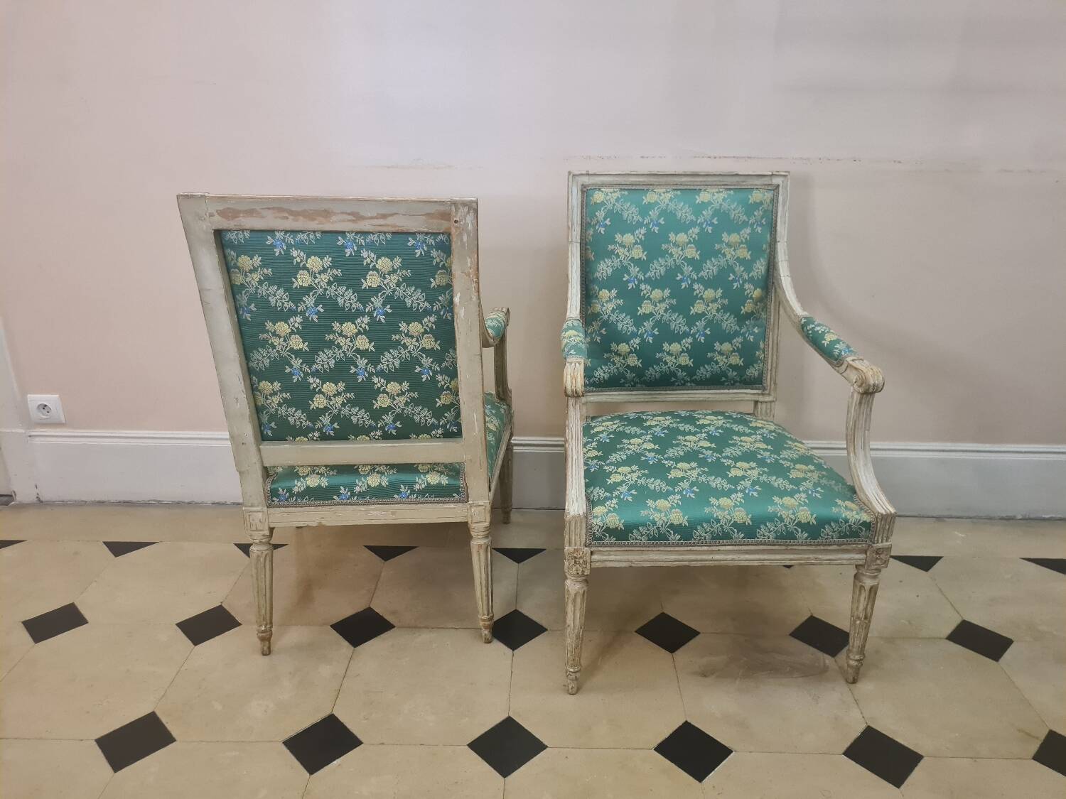 Pair of armchairs stamped LN Mariette (1730-1789) period, Louis XVI