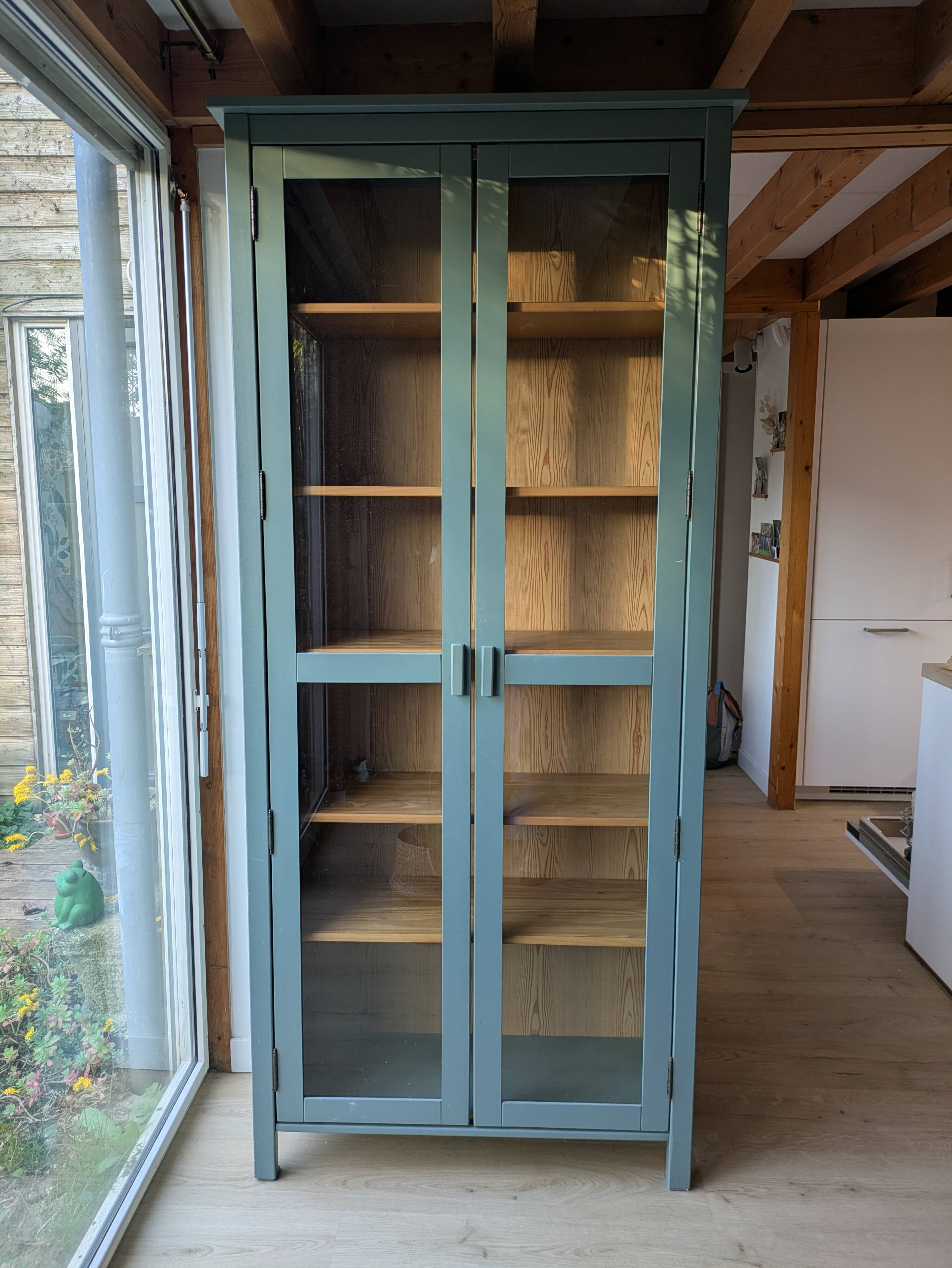Display cabinet