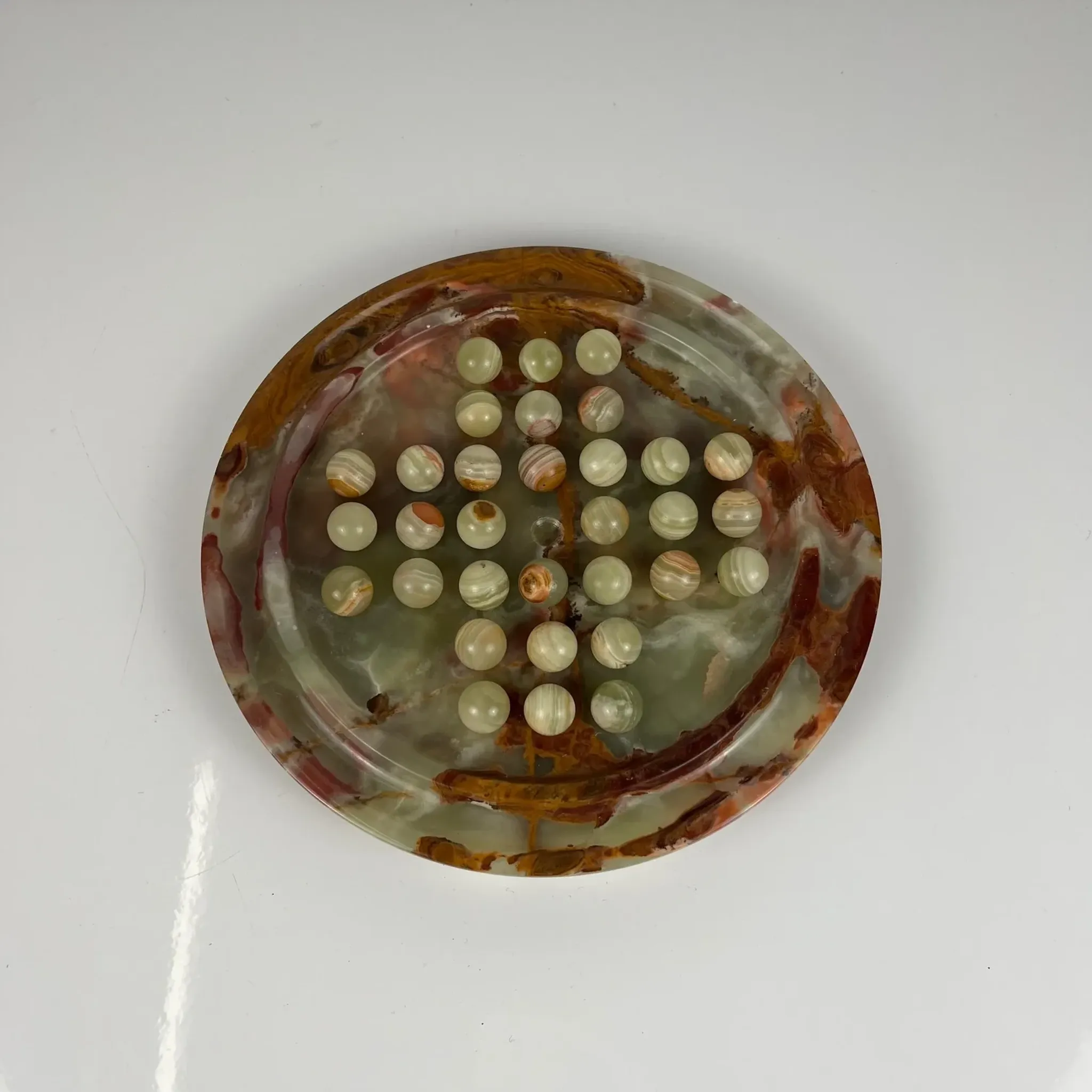 Vintage marble onyx solitaire game