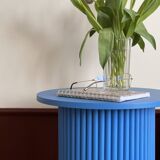 round and fluted side table in blue