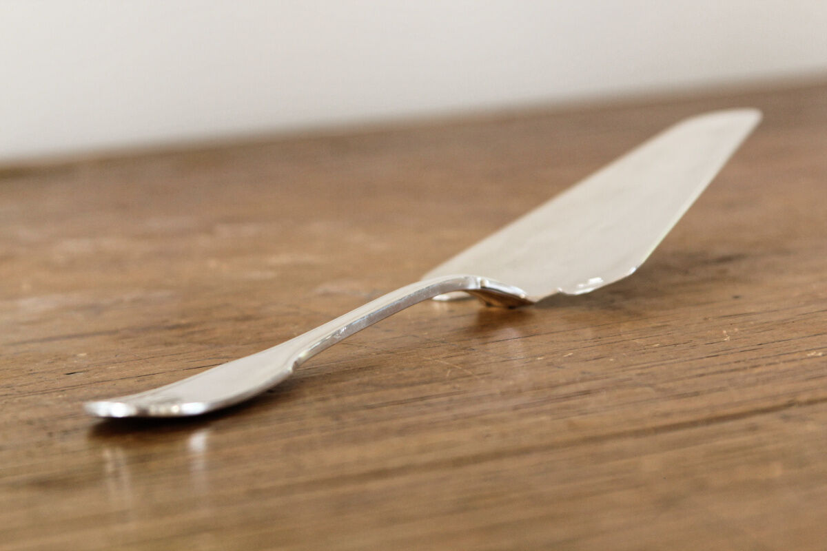 Christofle pie shovel, silver metal