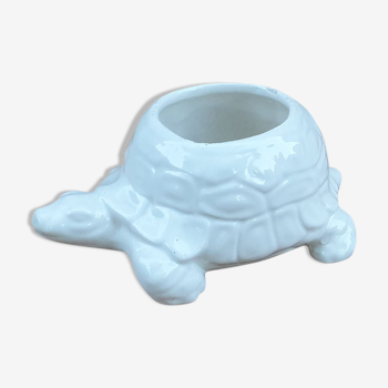 Turtle pot cache
