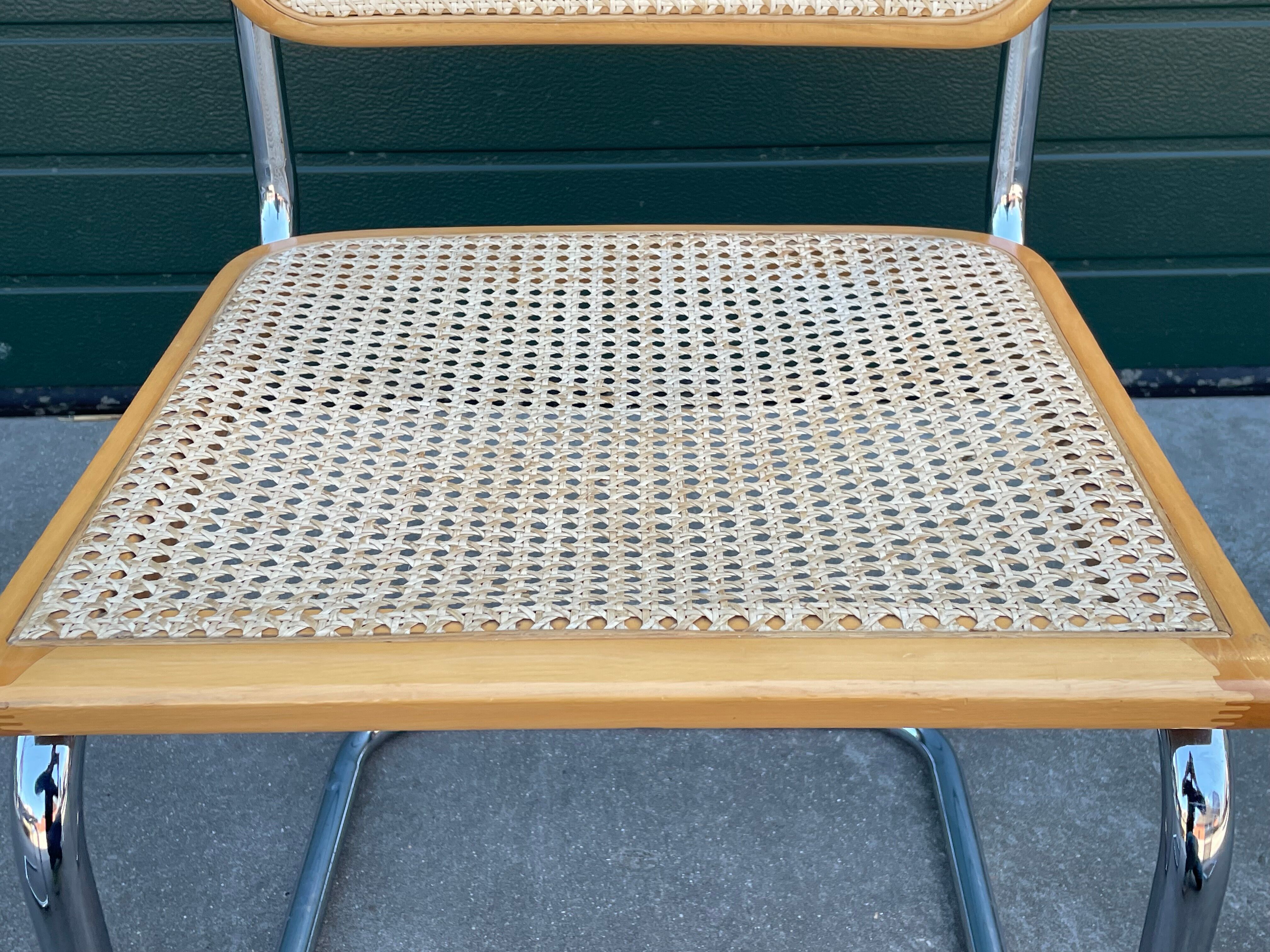Set of 4 vintage Chairs model Cesca B32 designed by Marcel Breuer Design