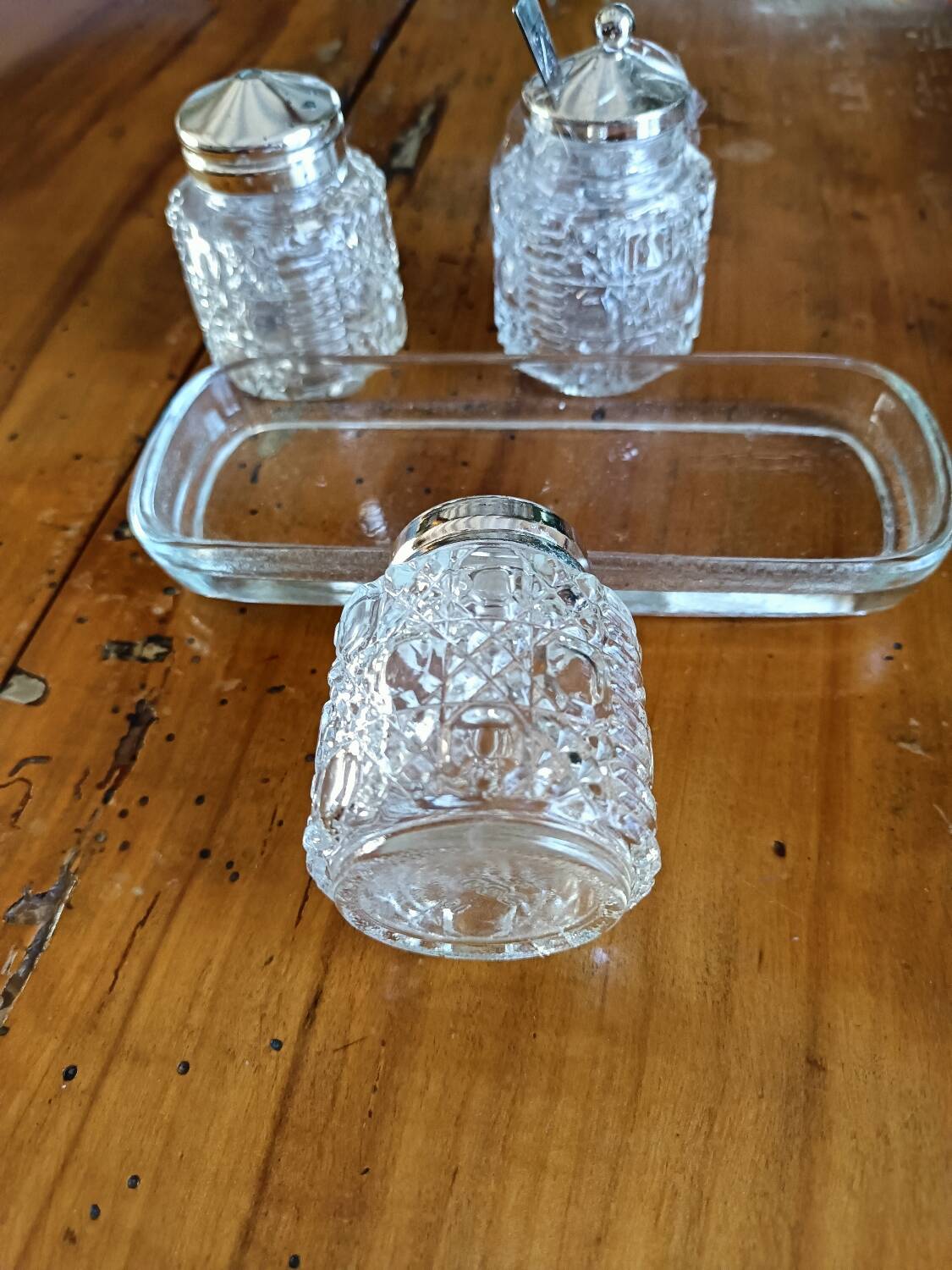 Mustard salt and pepper shaker