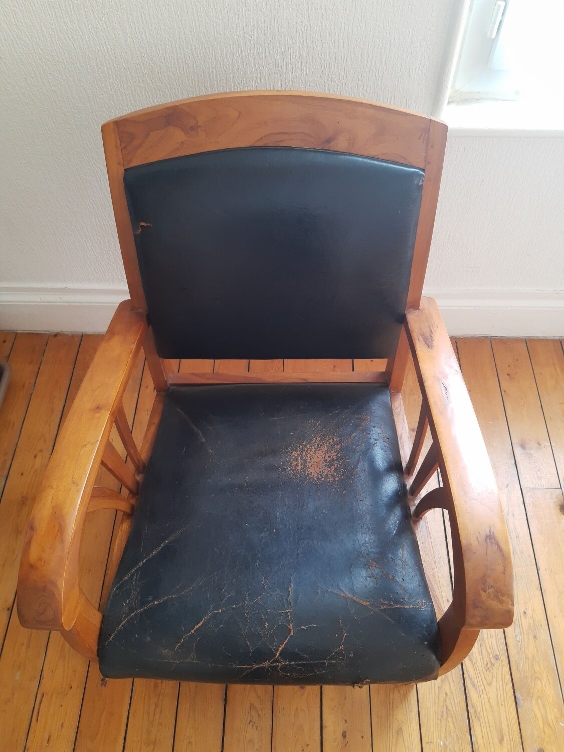 Fauteuil ancien à renover