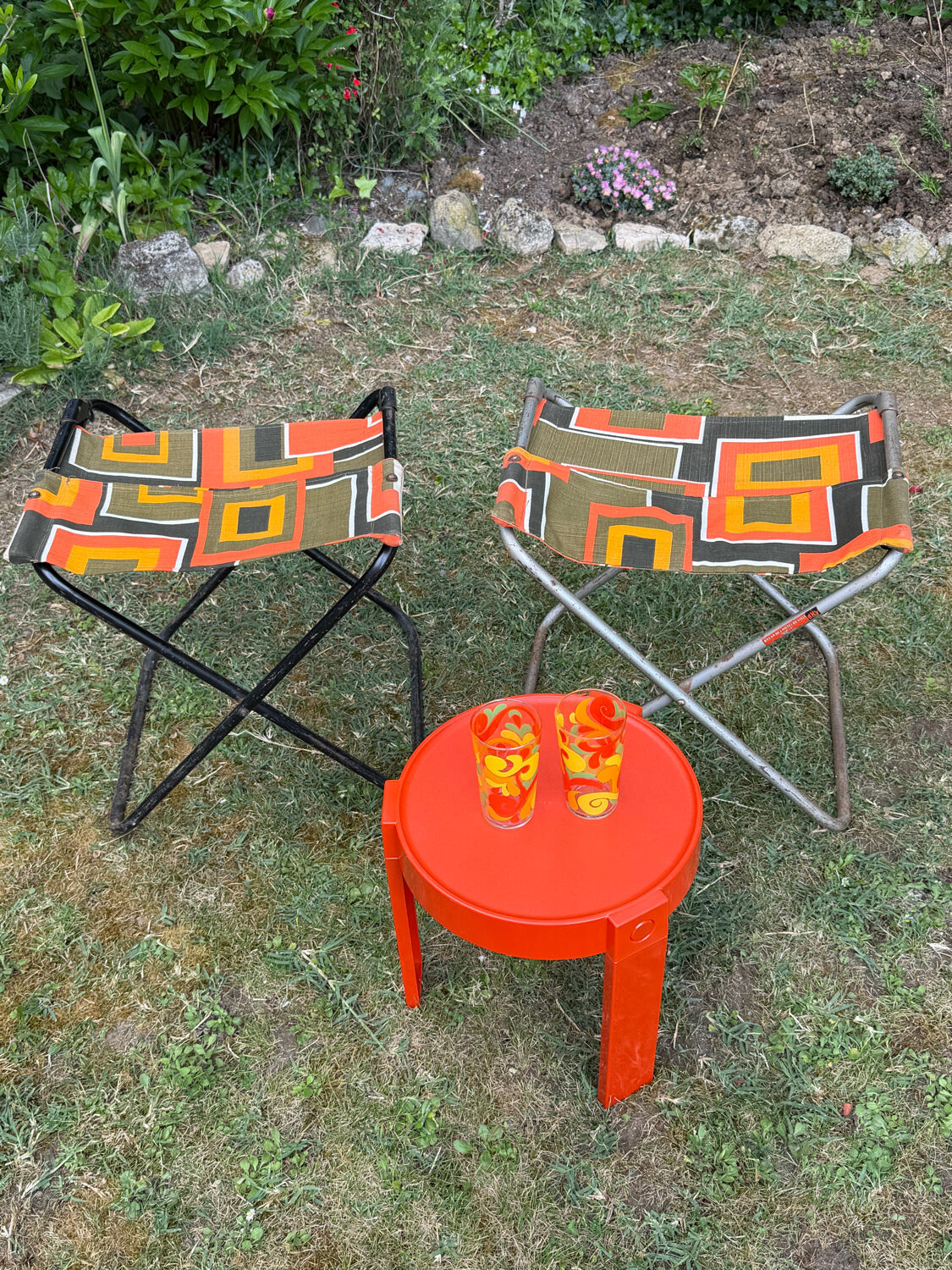 Paire de chaises de camping pliantes vintage - BHV Paris (Années 70)