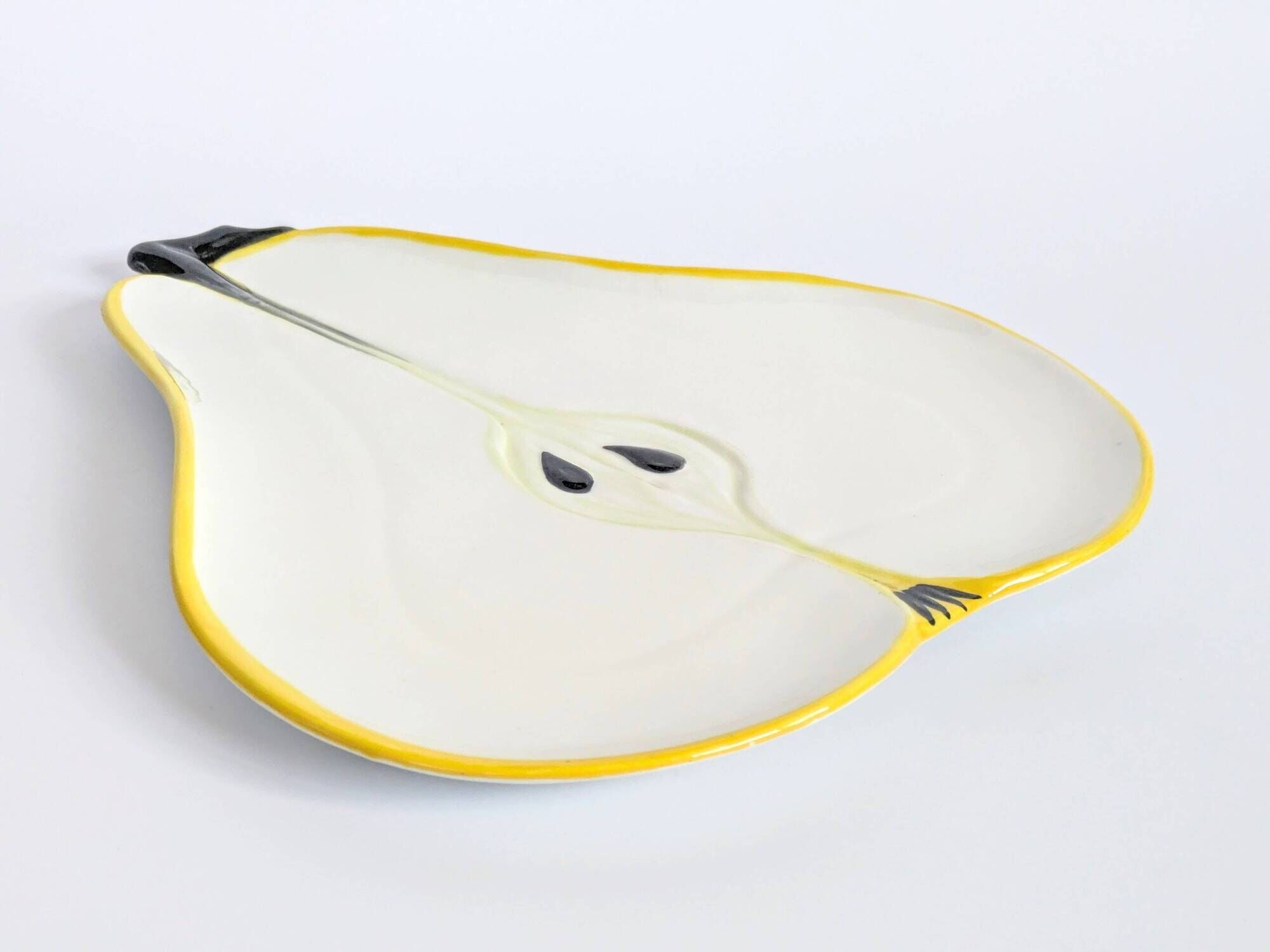 Grande assiette poire vintage | Ernestine Cannon, Italie, années 60