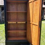 Dressmaker's cabinet with beveled triptych mirrors. (Mirror cabinet)