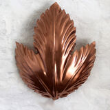 Metallic pink leaf wall lamps