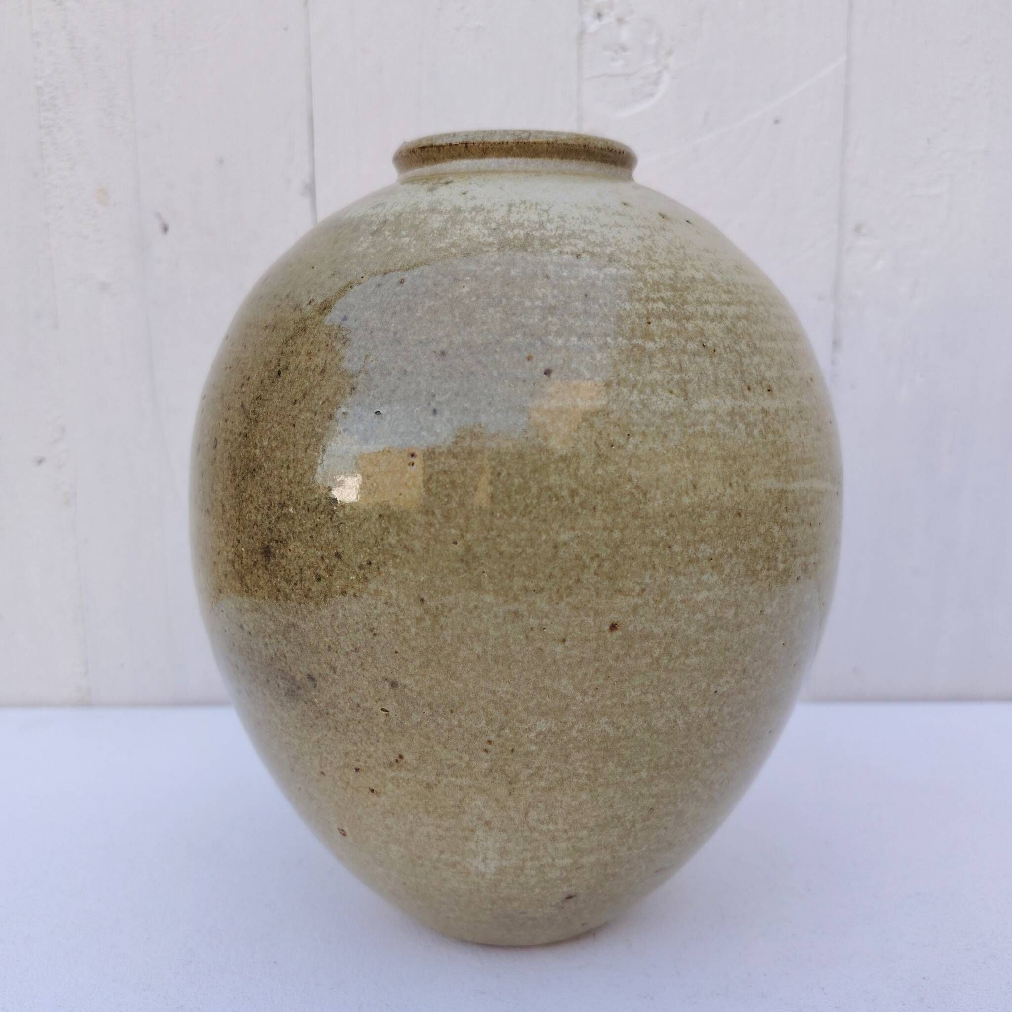 Vase ventru en grès émaillé, signé, vintage