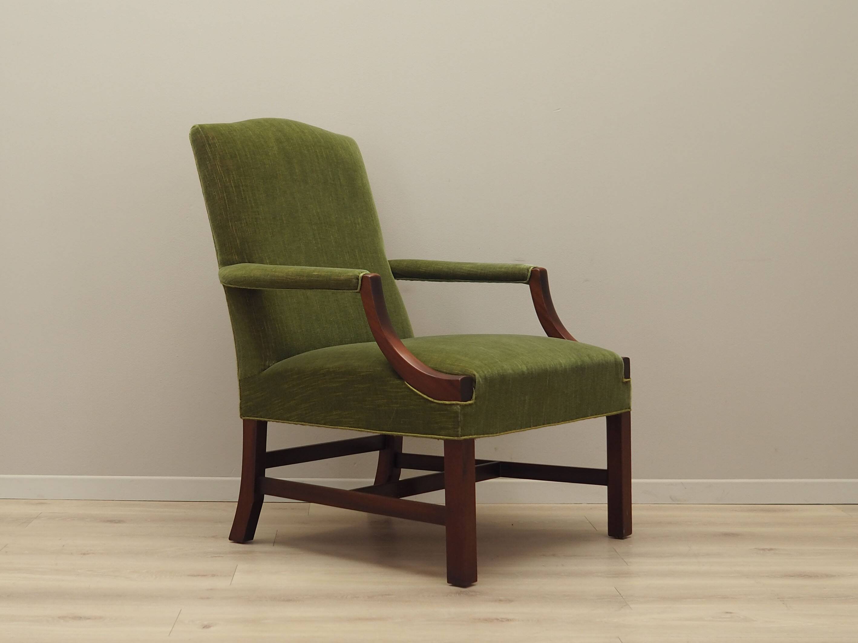 Fauteuil en acajou, design danois, années 1970, production : Danemark