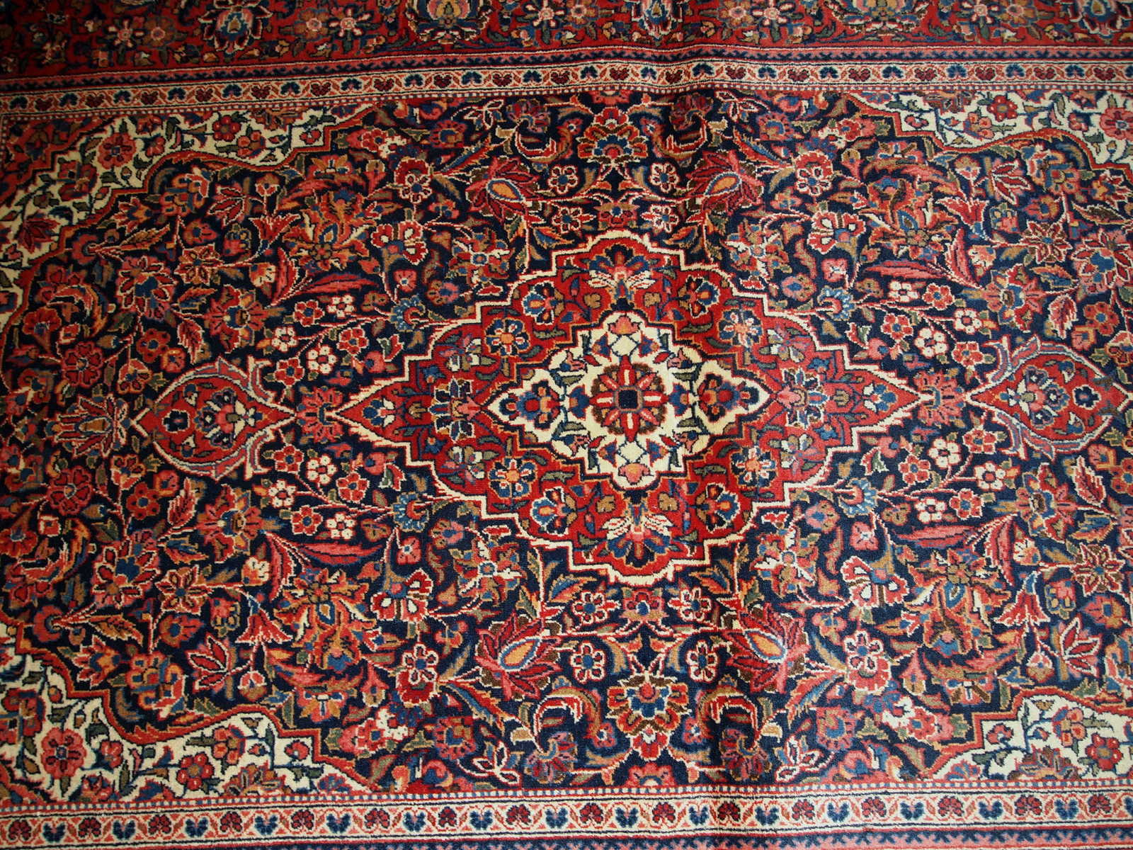 Former carpet Persian Kashaan done hand 125cm x 189cm 1910 s