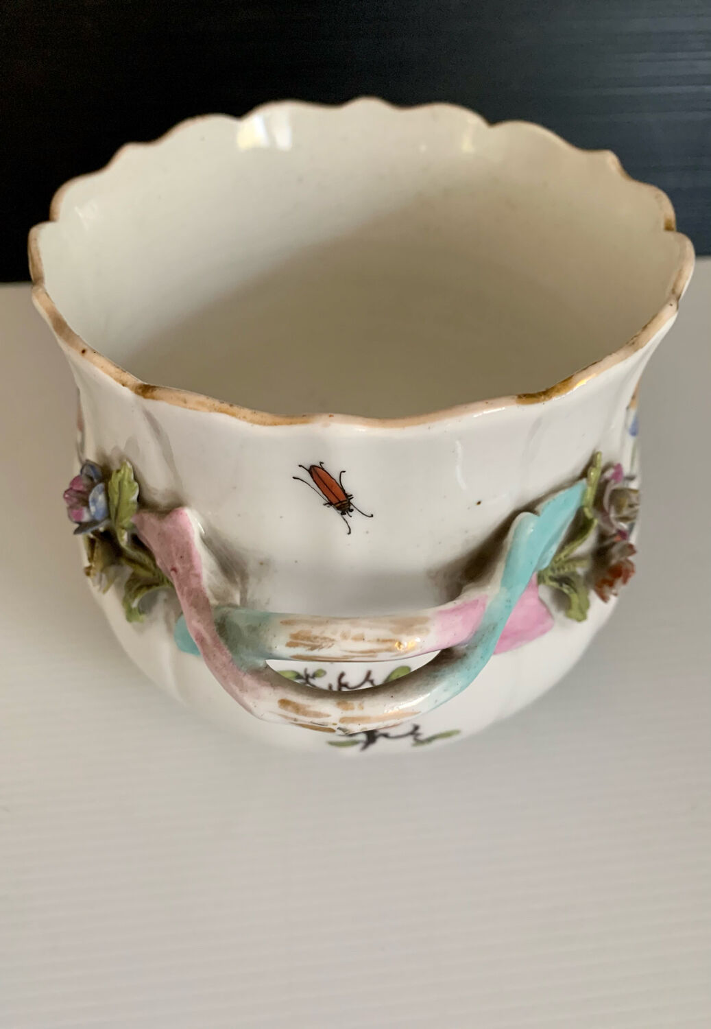Porcelain flowerpot