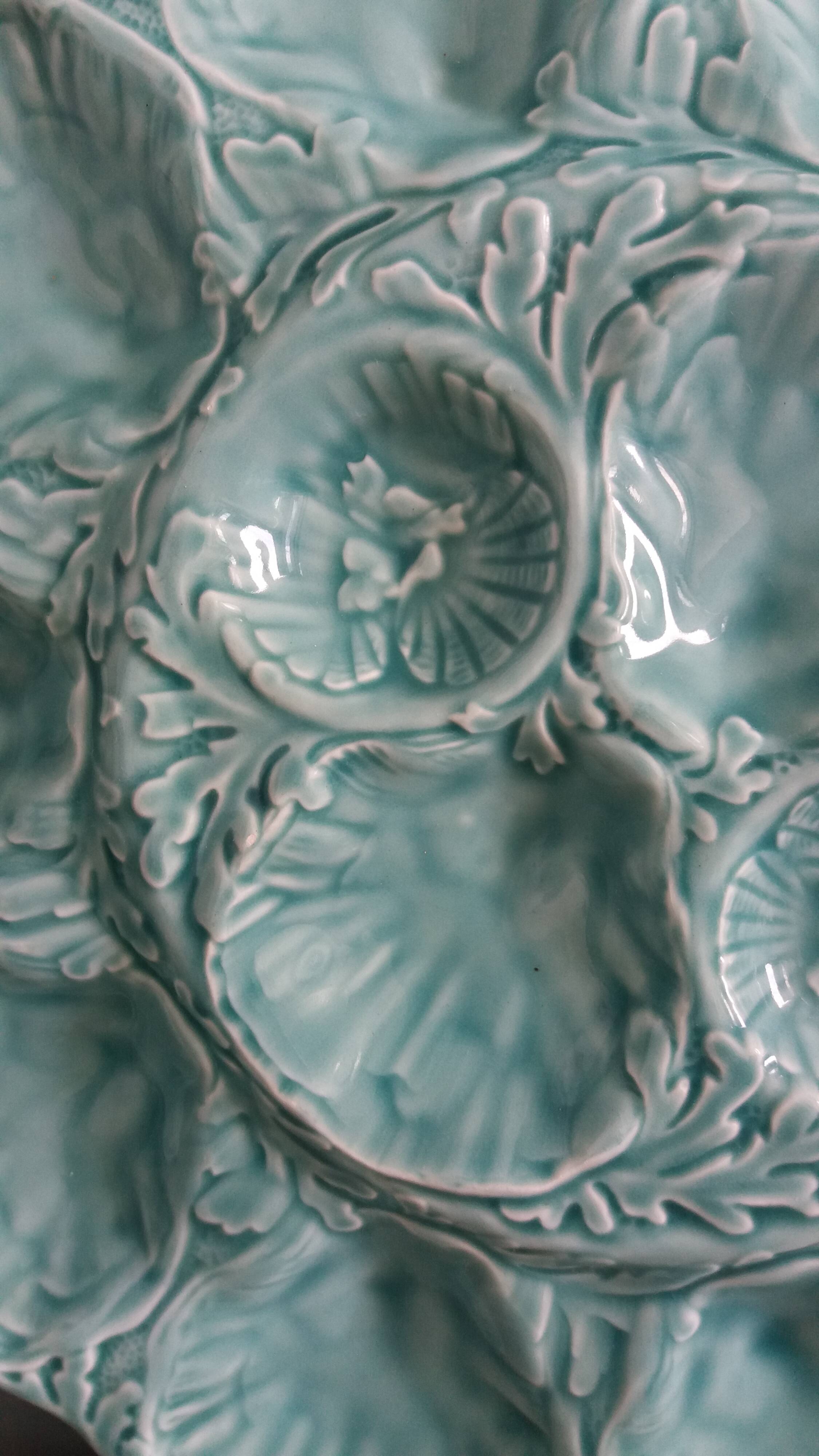 Turquoise barbotine oyster dish Gien France