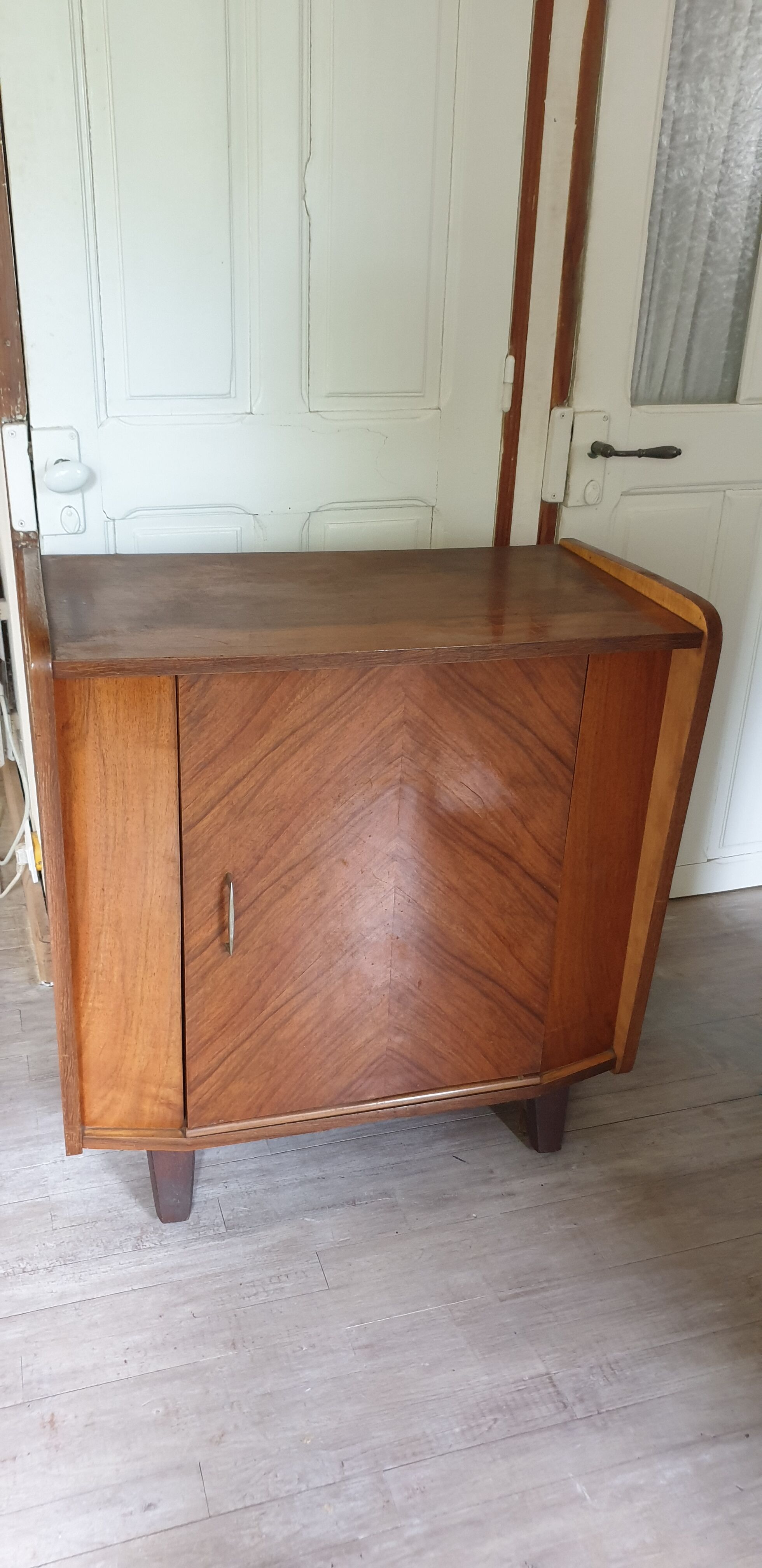 Furniture bar vintage