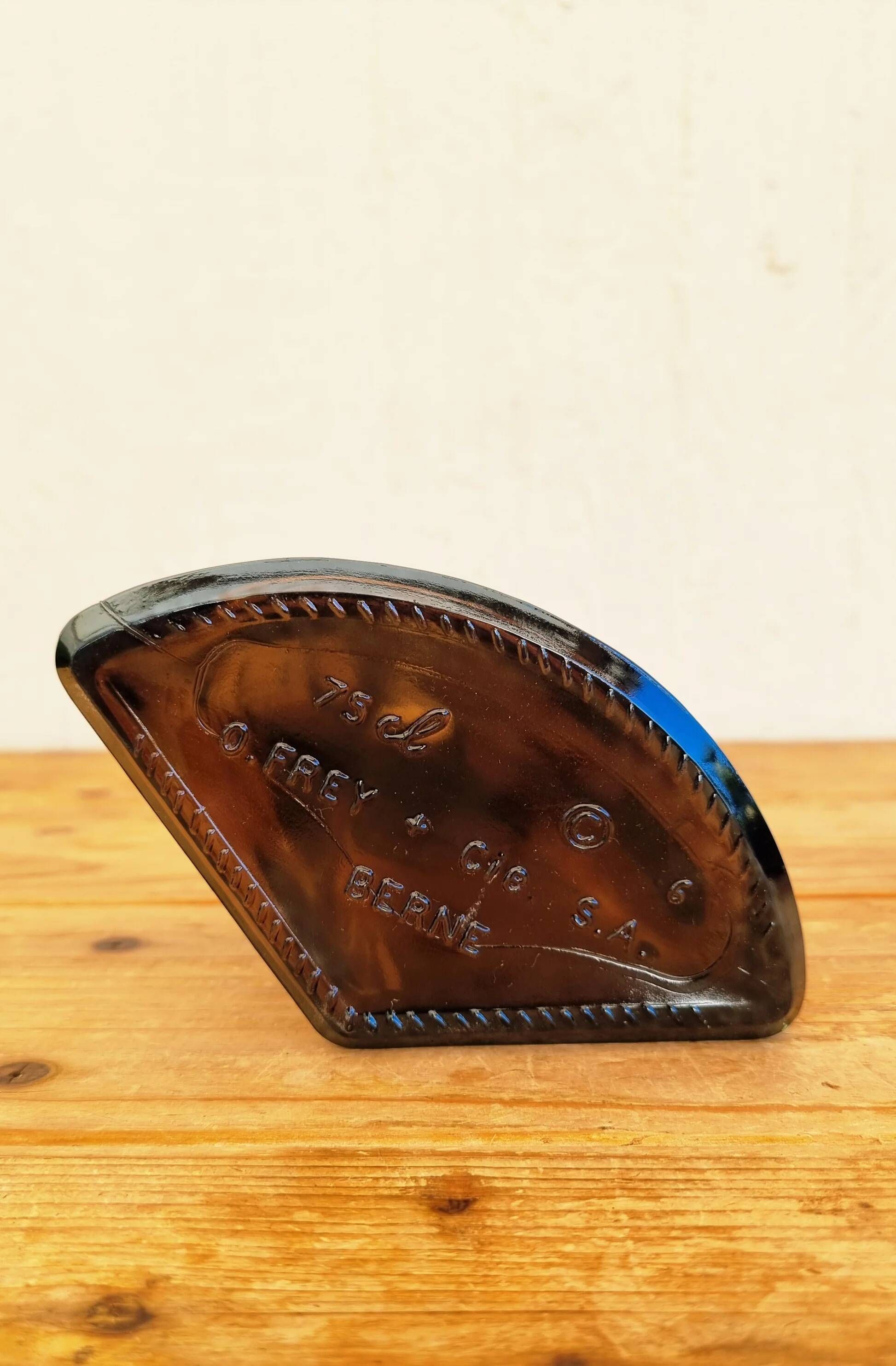 Vintage decorative bottle Paco O Frey in smoked glass from the 1970s.