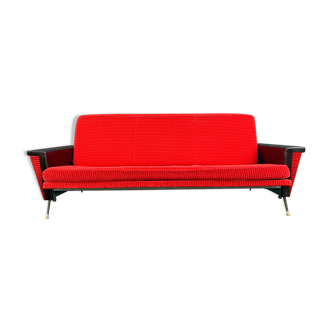 Sofa bed 3 places skaï and red velvet