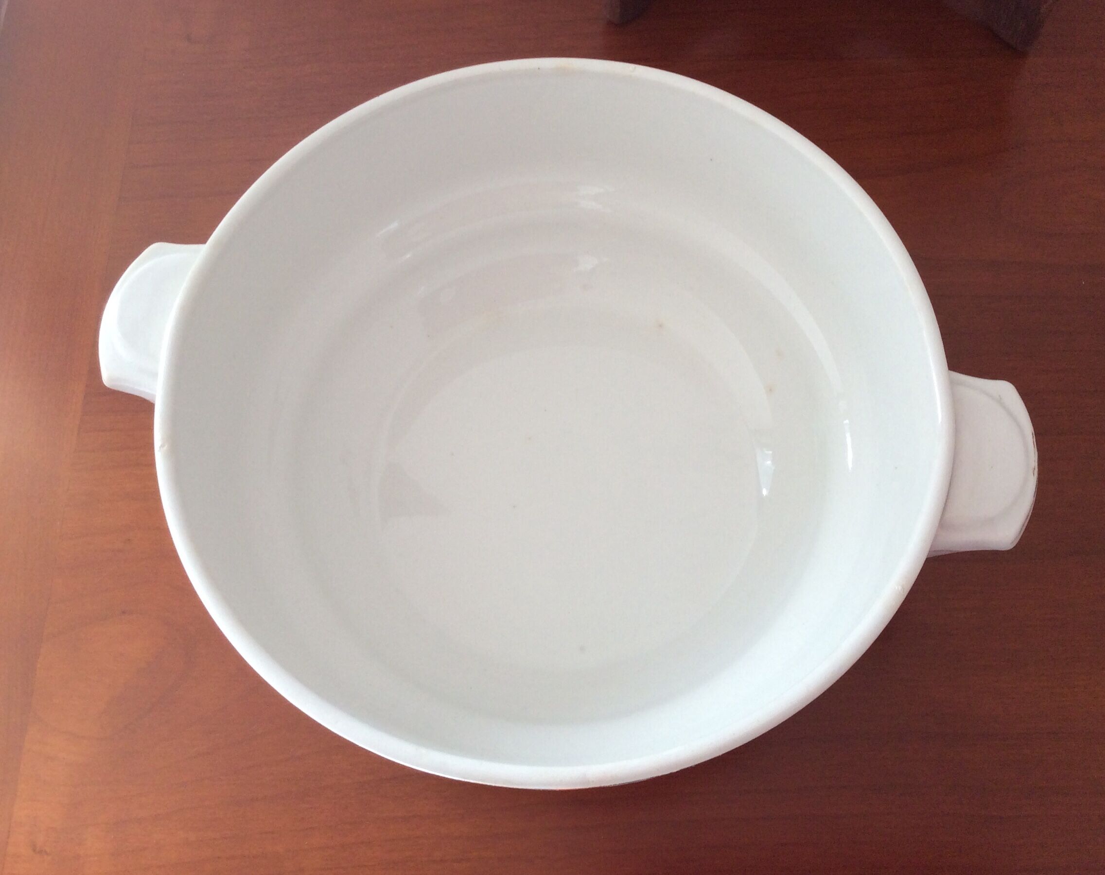 Soupiere semi-porcelain St-Amand Hamage -Orchies Model "Saintonge"