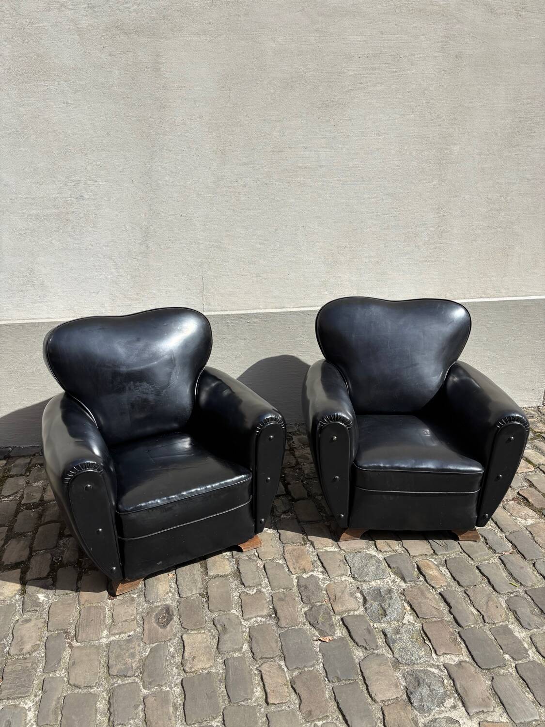 2 art deco fauteuils in skai leather