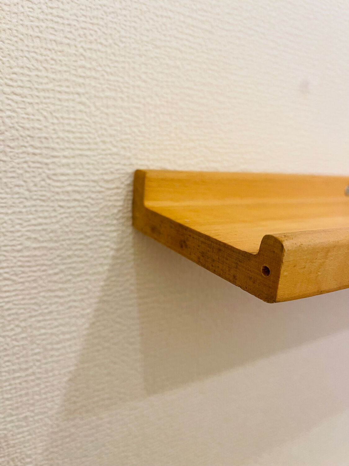 Stripa wall shelf in solid pine, vintage ikea design