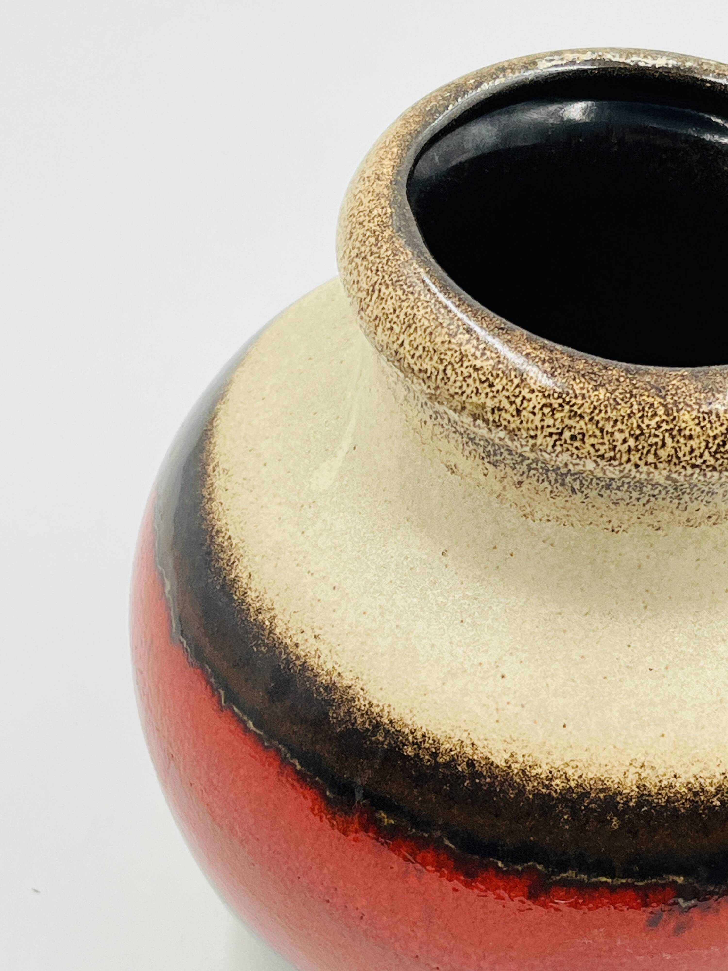 Scheurich vase 291 with red cabochons