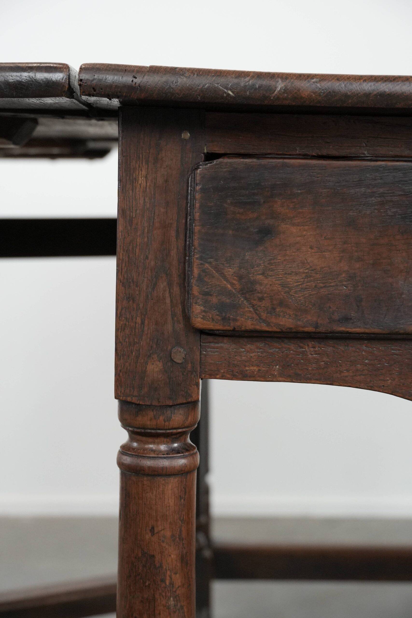 Antique English oak side/dining/gateleg table from the 18th century