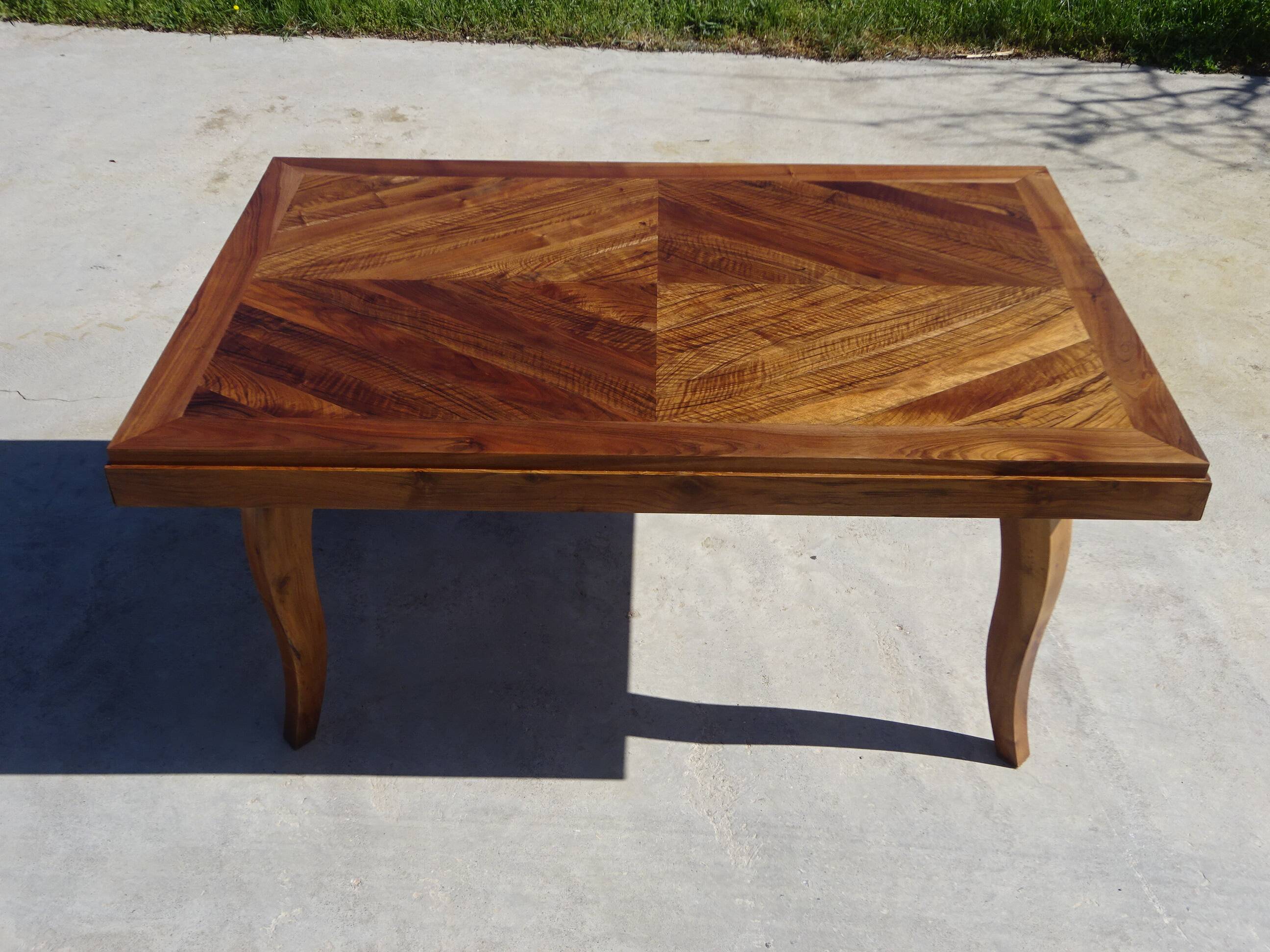 Walnut table with wood marquetry, 2 extensions.