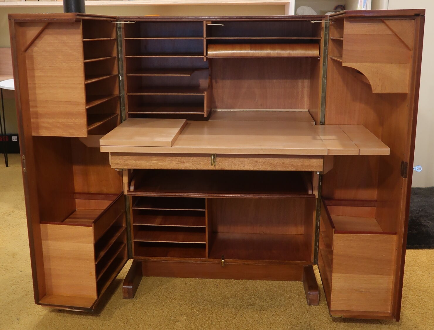 Office trunk Magic Box wood veneer design