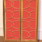 Armoire de poupée vintage osier