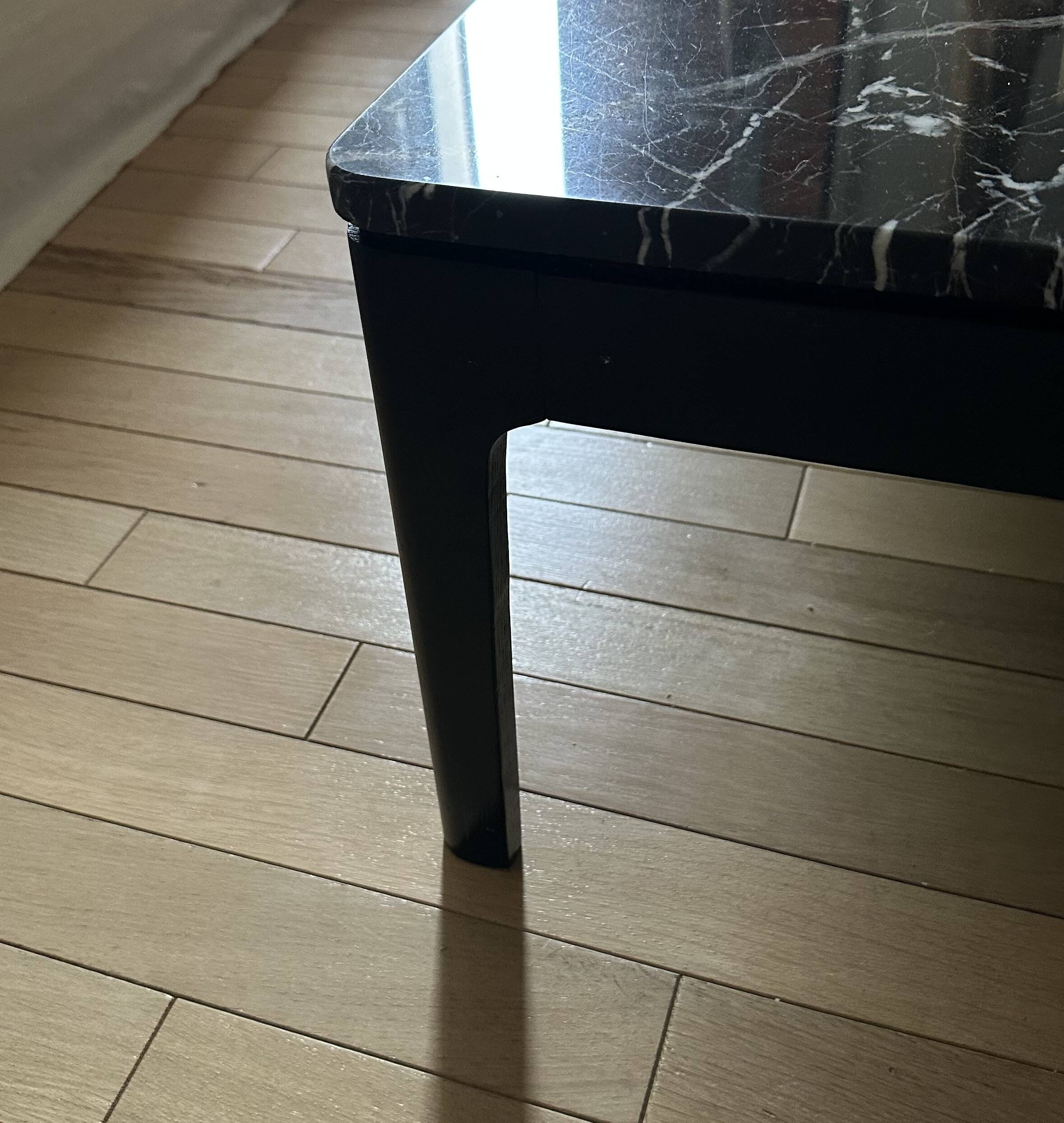Marble table ampm