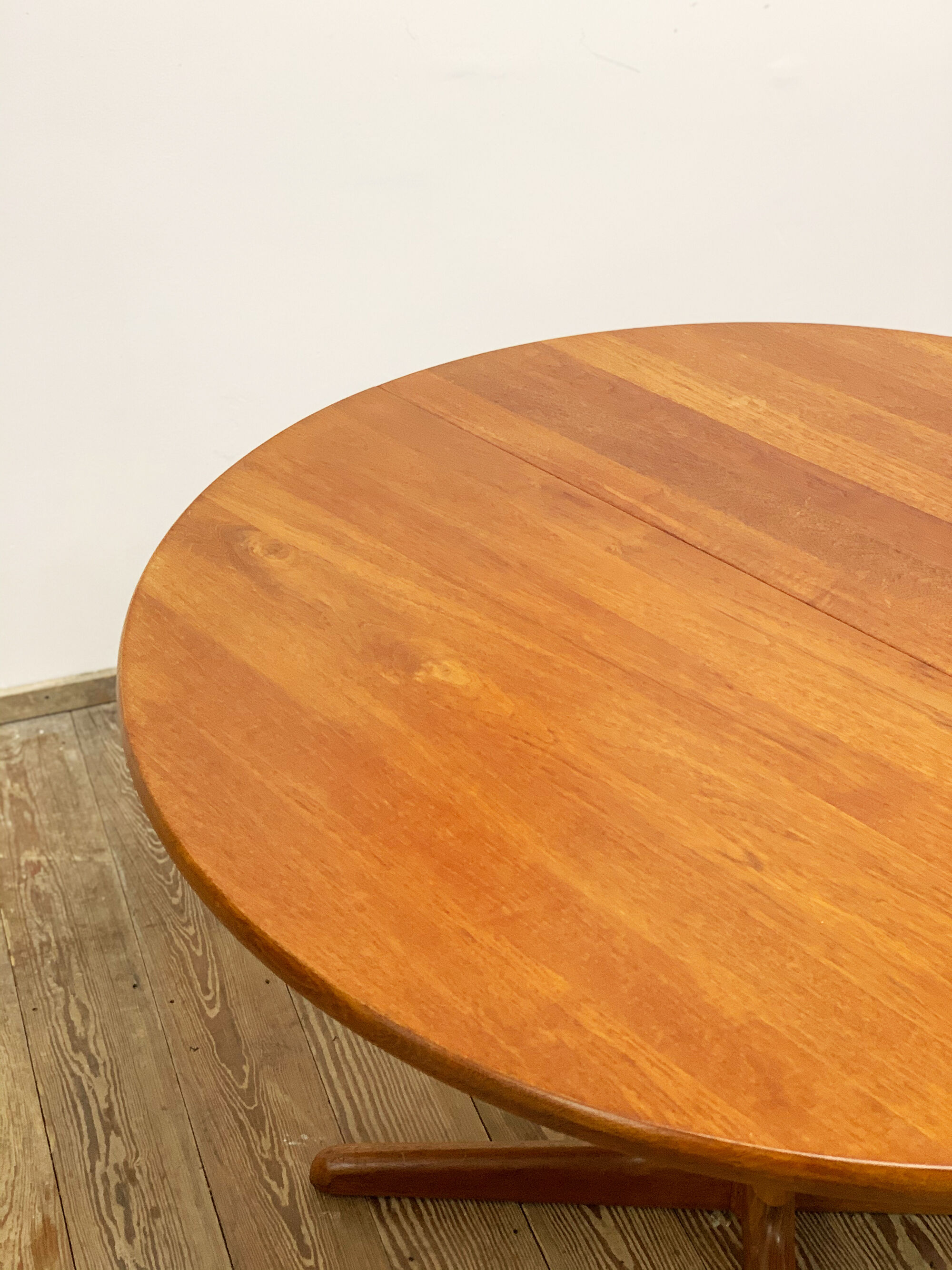 Extendable round mid century teak dining table, 1950s, Denmark