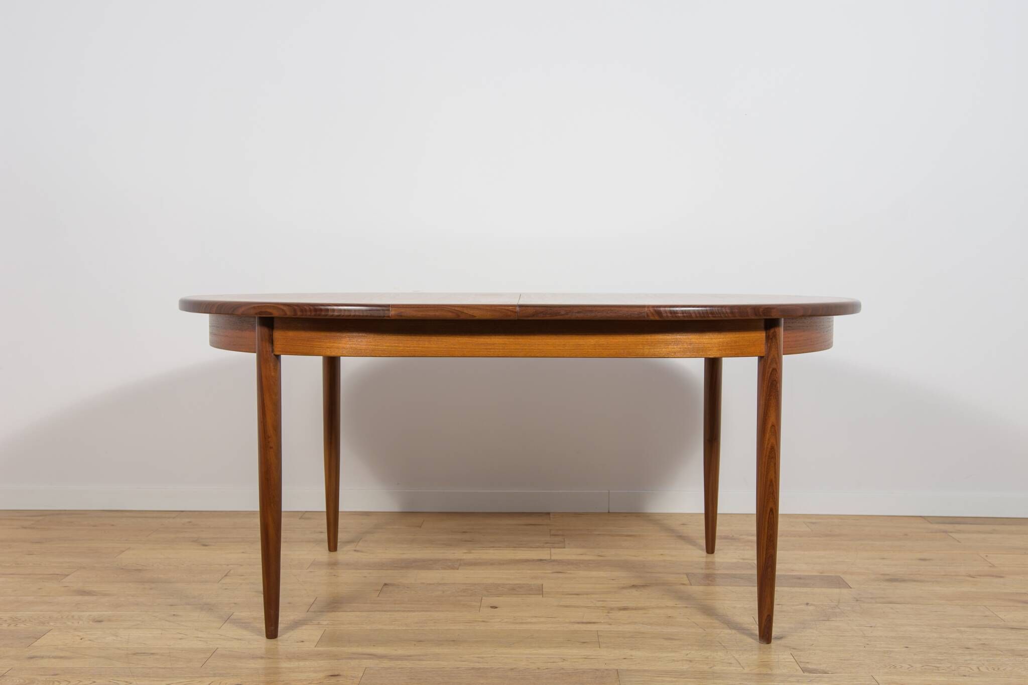 Mid-Century Oval Teak Extending Dining Table from G-Plan, United Kingdom, 1960s