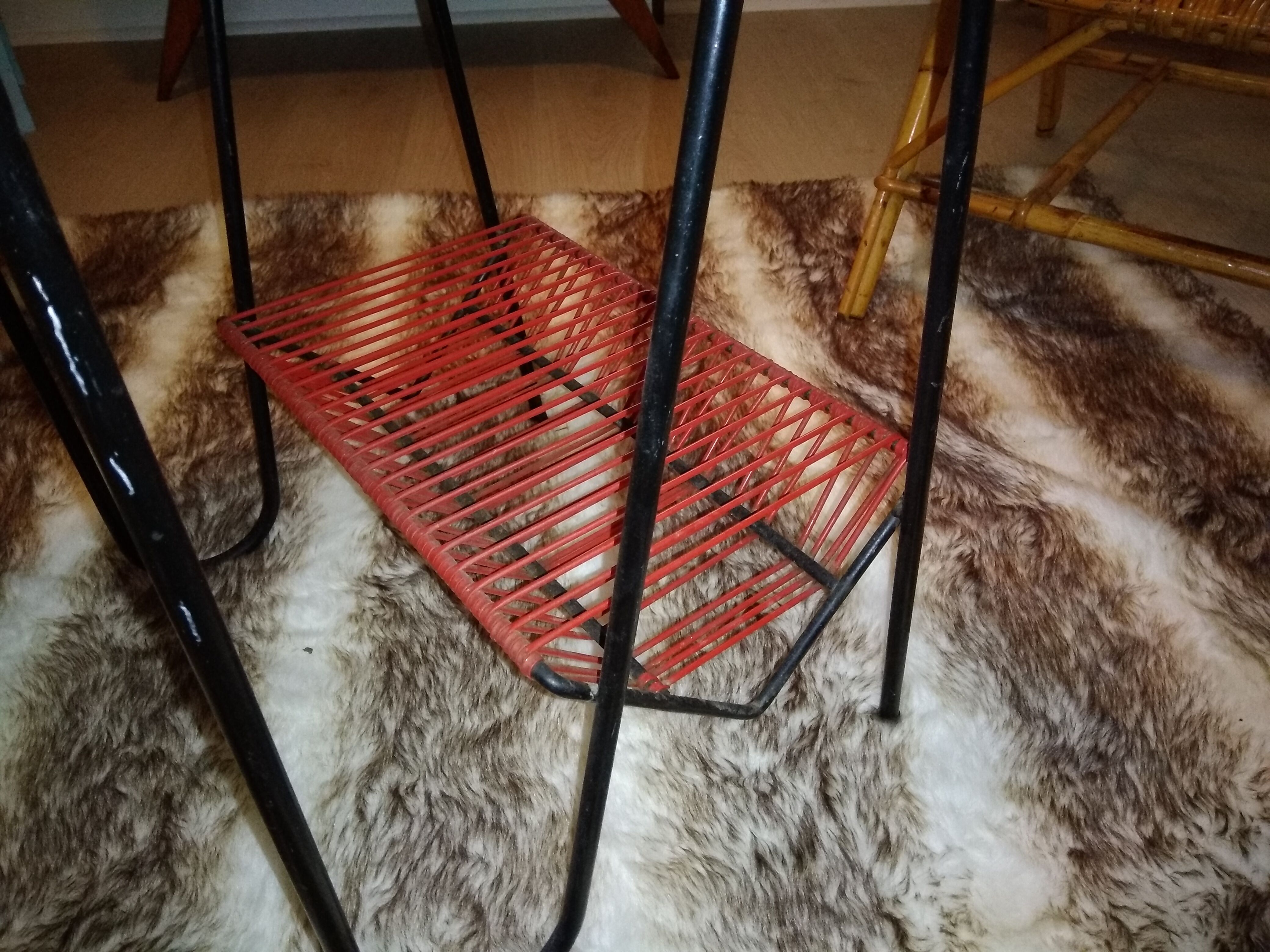 Table vintage scoubidou