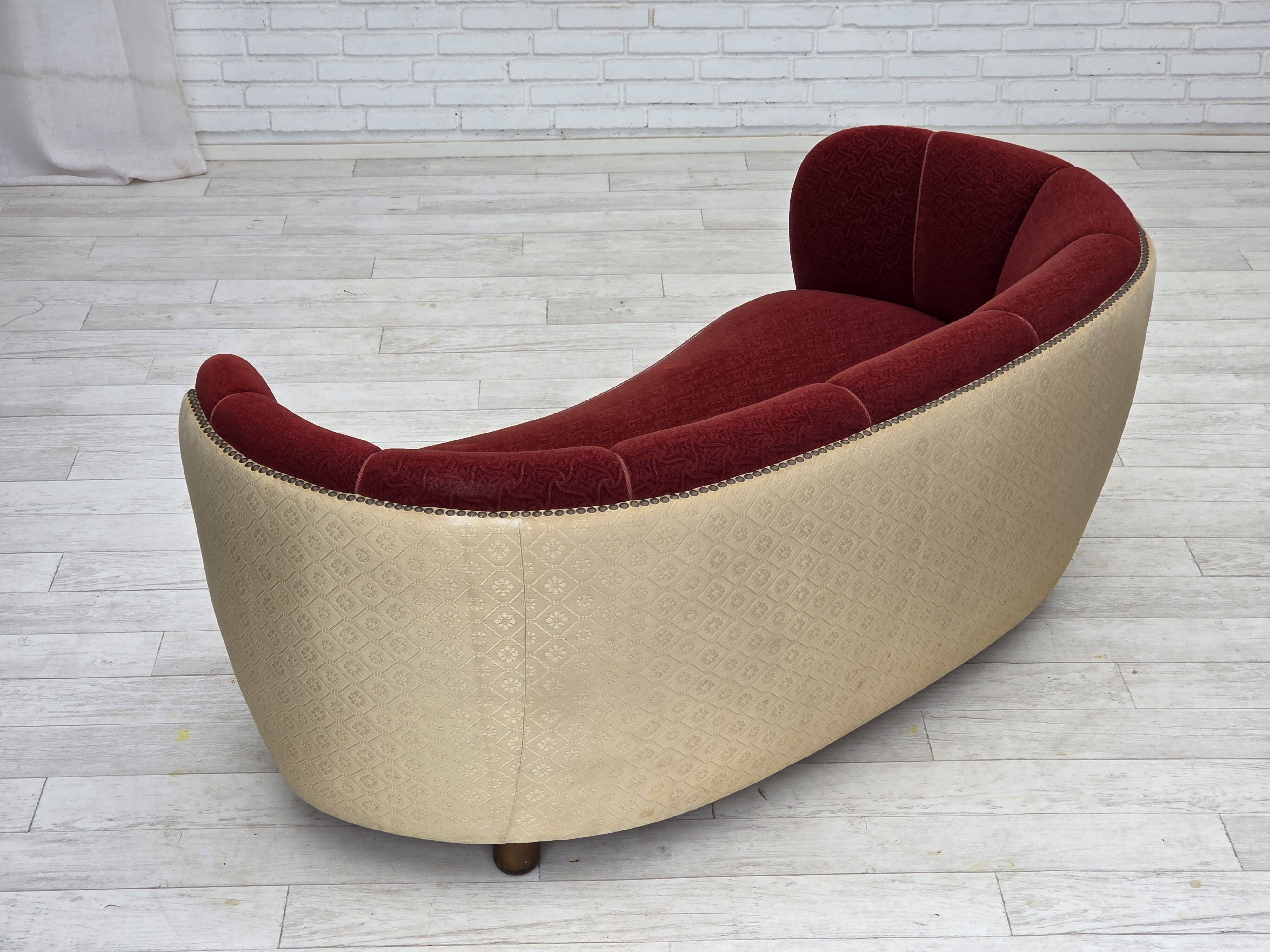 1960s, Danish curved 2-seater sofa, red/beige furniture wool fabric.