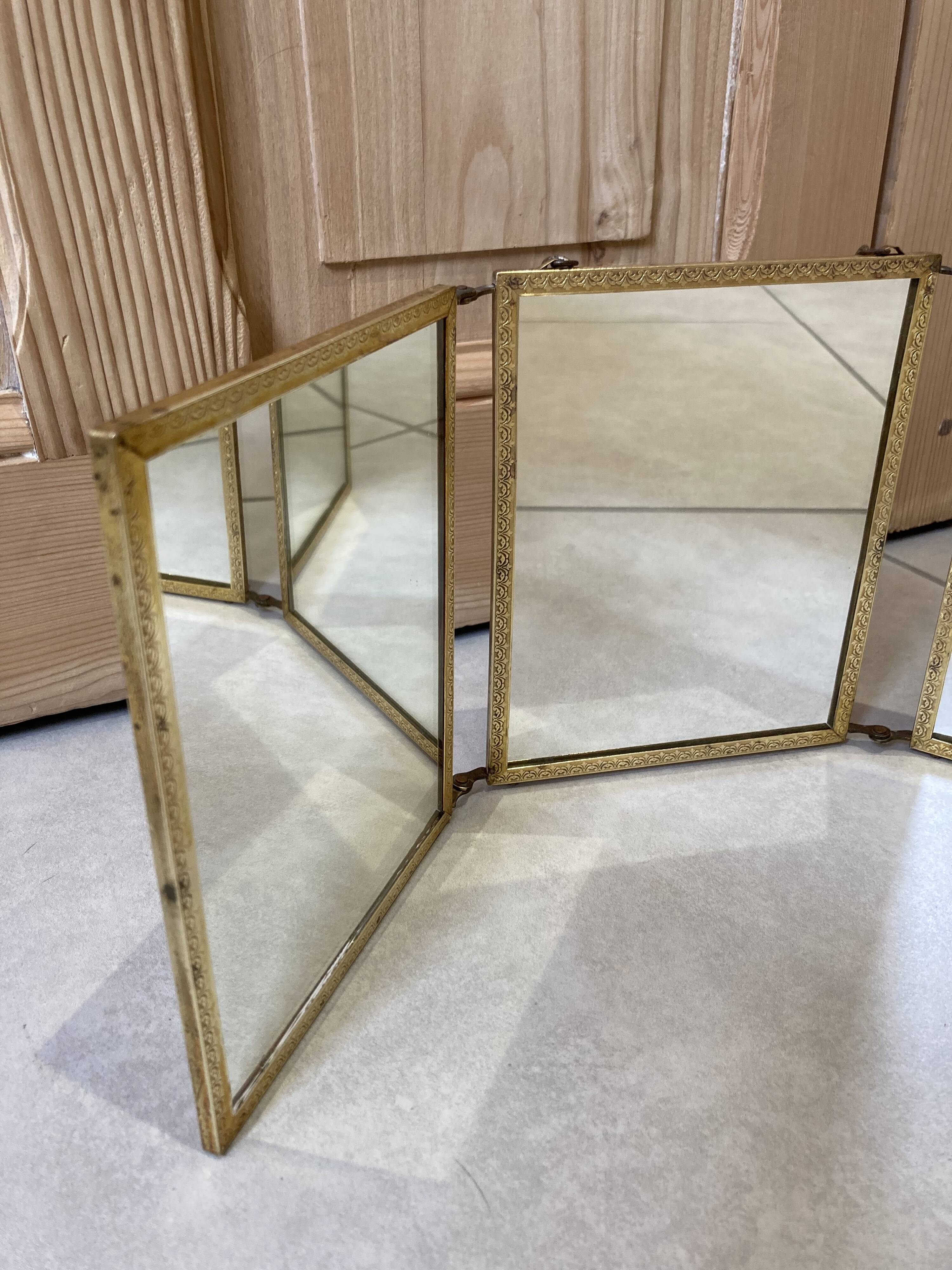 folding triptych mirror Napoleon III genre scene