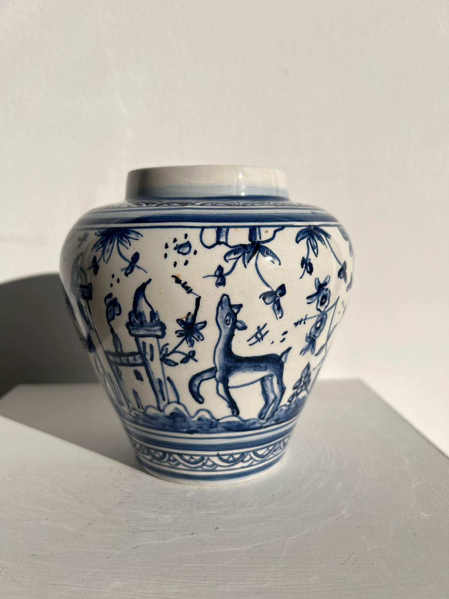 Blue and white Portuguese handmade vase with stylized pastoral pattern H:12,5cm