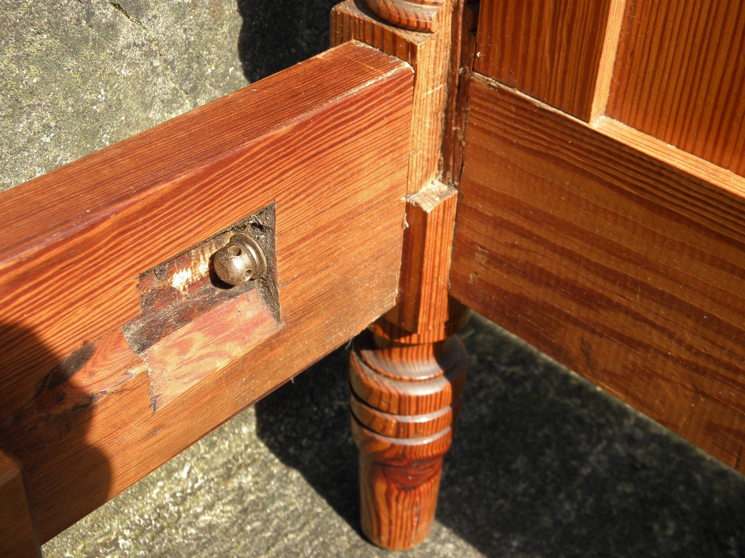 1900 bed in pitch pine 193 x 120